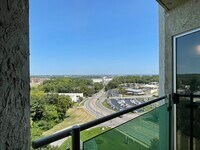 3838 Rainbow Blvd photo'