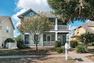 205 Polk in Kyle, TX - Building Photo