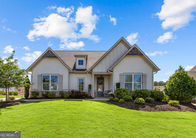 property at 1181 Hidden Hills Cir