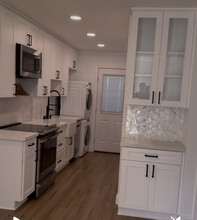 10152 Ascot Cir in Huntington Beach, CA - Building Photo - Building Photo