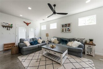 4511 Depew Ave in Austin, TX - Building Photo - Building Photo