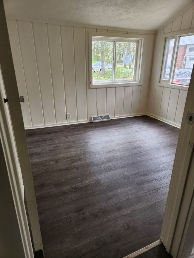 511 S Michigan Ave in Big Rapids, MI - Building Photo - Building Photo