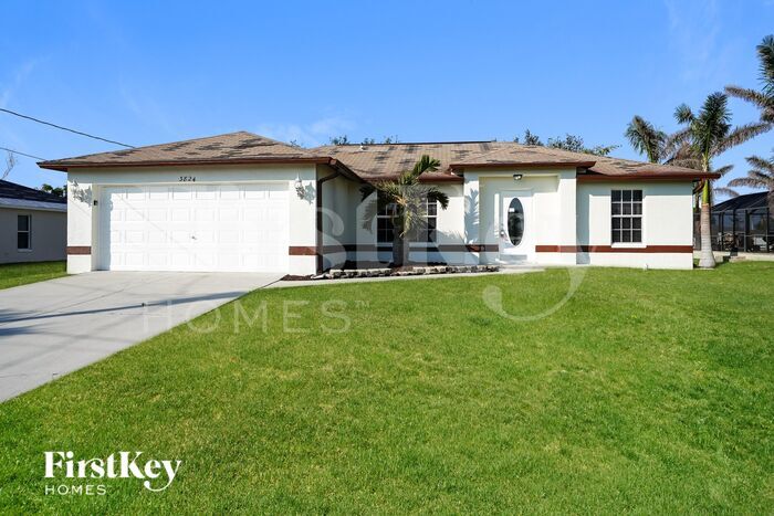 3824 SW 15th Ave in Cape Coral, FL - Building Photo