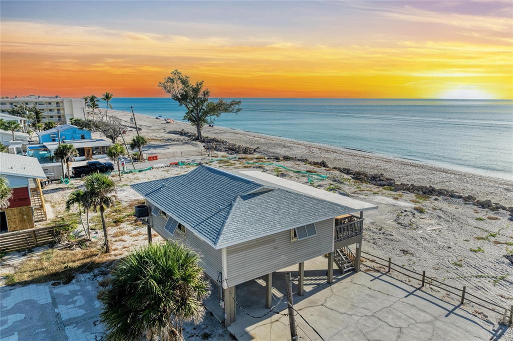 45 Wilhelm Dr in Englewood, FL - Building Photo