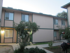 41667 Sultana Rd in Dinuba, CA - Building Photo - Building Photo