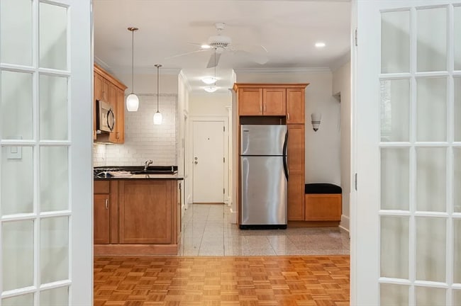 76 Phillips St in Boston, MA - Building Photo - Building Photo