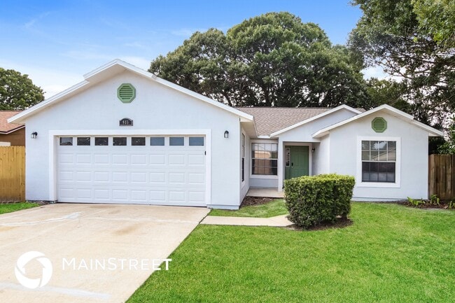 property at 865 Pine Wood Ave