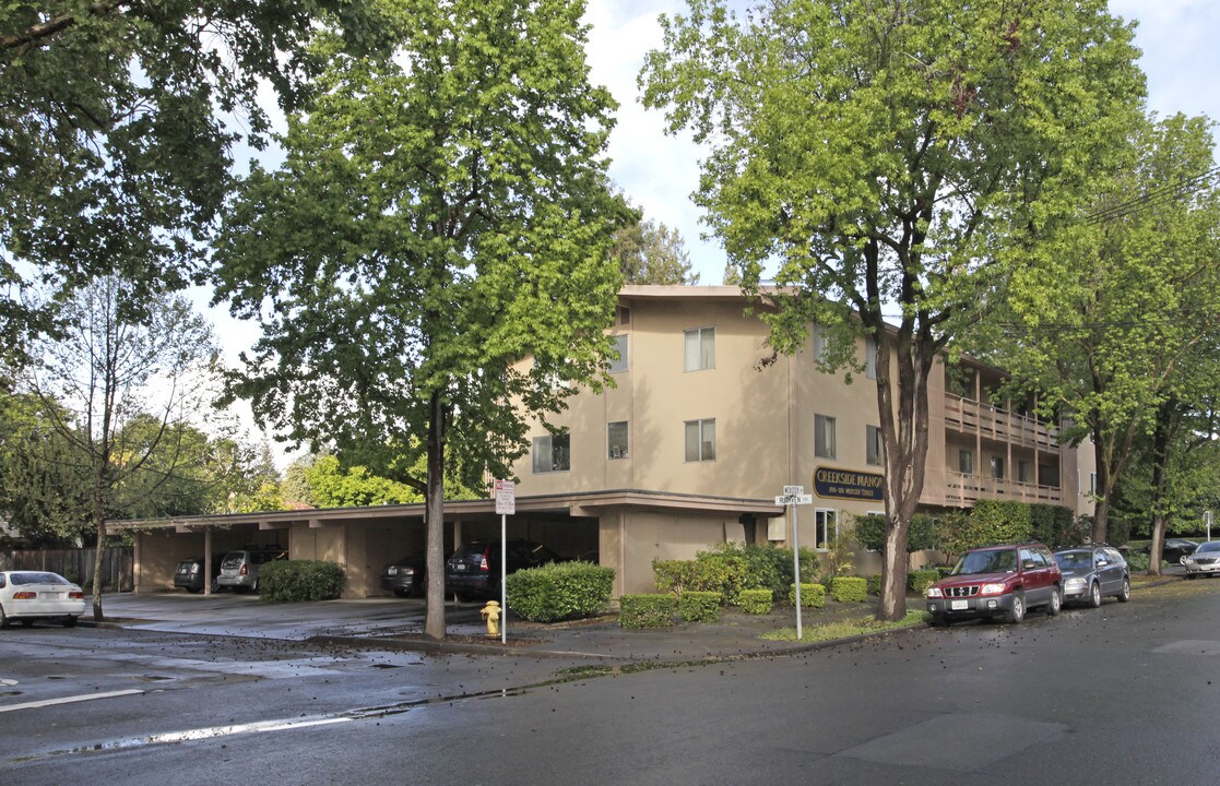 100-110 Webster St in Palo Alto, CA - Foto de edificio