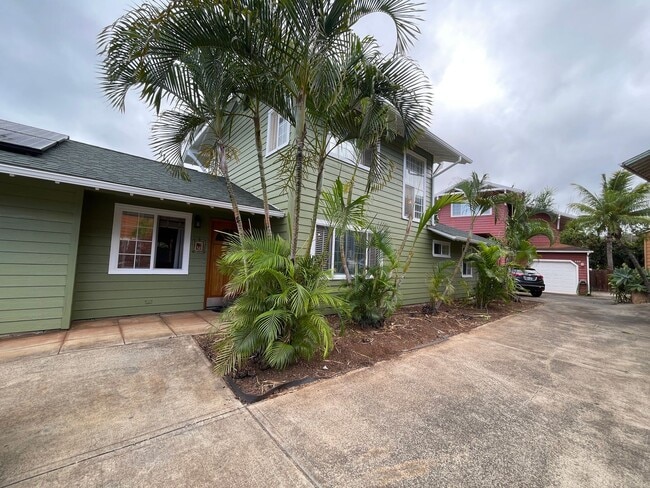 property at 124 Omaikai Pl