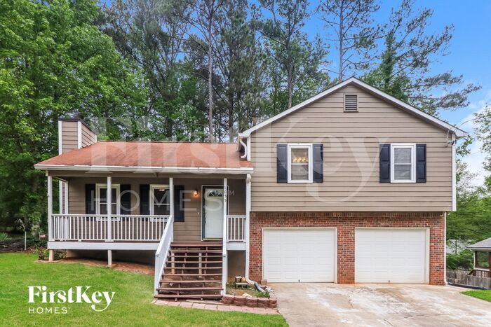 1055 Coker Cir NW in Kennesaw, GA - Building Photo