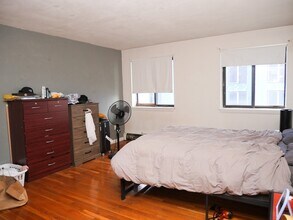 1029 Commonwealth Ave, Unit 26 in Boston, MA - Building Photo - Building Photo