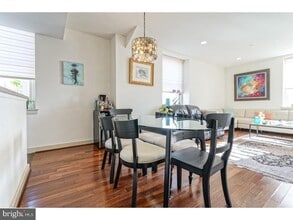 111 S 15th St in Philadelphia, PA - Building Photo - Building Photo