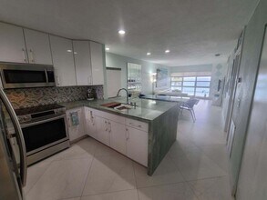 3851 N Ocean Blvd in Gulf Stream, FL - Building Photo - Building Photo