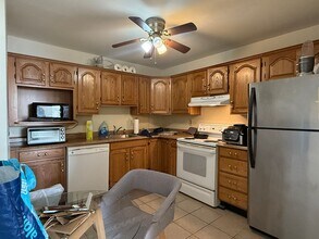 137 E Market St in West Chester, PA - Building Photo - Building Photo