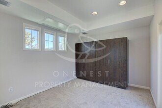 400 Lilypond Ln in Lincoln, CA - Building Photo - Building Photo