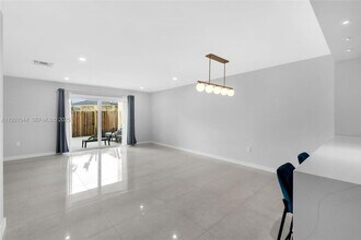 8443 SW 137th Ave in Miami, FL - Building Photo - Building Photo