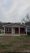 286 Melrose Dr SW in Concord, NC - Building Photo