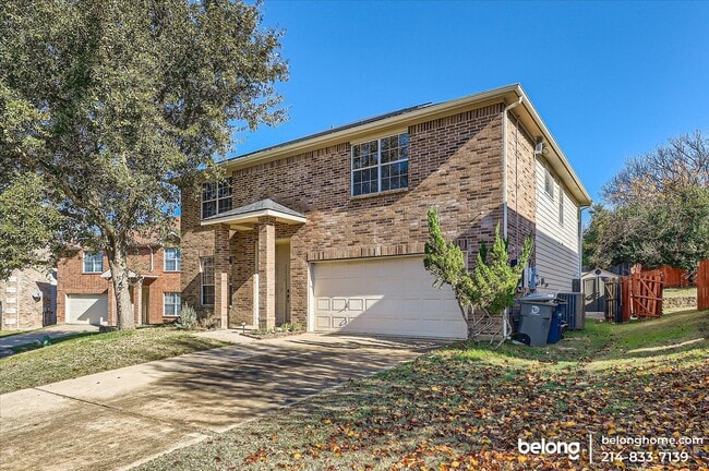 1310 Pigeon Ct in Grand Prairie, TX - Building Photo - Building Photo