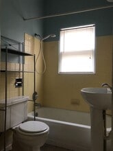 612 W Carpenter St in Springfield, IL - Building Photo - Building Photo