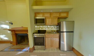 175 Summer St in Somerville, MA - Building Photo - Building Photo
