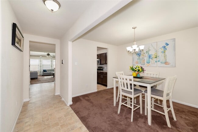 2384 Elm Crossing Trail
