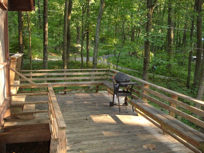 410 Mount Oriole Lane in Linden, VA - Building Photo - Building Photo