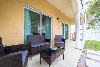3466 NW 17th Terrace in Oakland Park, FL - Building Photo - Building Photo