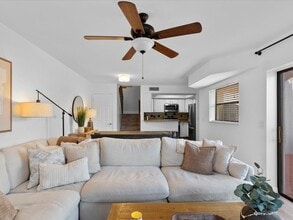 4025 Village Dr in Delray Beach, FL - Building Photo - Building Photo