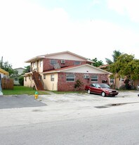 7340-7350 NW 37th St in Hollywood, FL - Building Photo