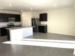 17210 Reserva Dr in Bradenton, FL - Building Photo - Building Photo