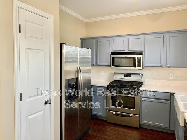 4610 Blue Iris Way in Oakwood, GA - Building Photo - Building Photo