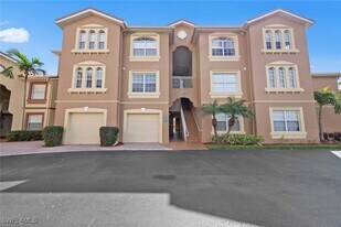 15630 Ocean Walk Circle in Ft. Myers, FL - Building Photo
