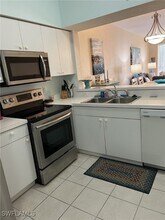 3245 Cypress Glen Way in Naples, FL - Building Photo - Building Photo