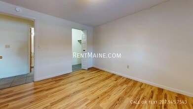 33 Longrale Park in Bangor, ME - Building Photo - Building Photo