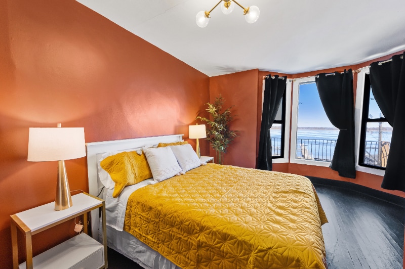 115 Nippersink Blvd in Fox Lake, IL - Foto de edificio