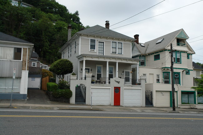 2319-2323 SW 6th Ave in Portland, OR - Building Photo - Building Photo