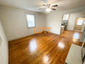 7 Sturtevant St in Greenville, SC - Foto de edificio - Building Photo