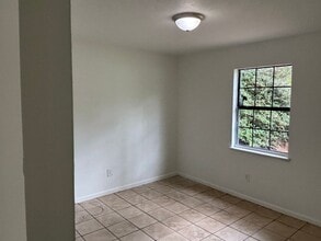 260 White Oak Dr in Tallahassee, FL - Building Photo - Building Photo