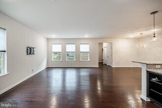 720 Sun Valley Ct in Chester Springs, PA - Building Photo - Building Photo