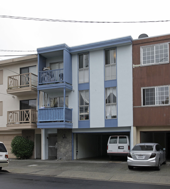 305 88th St in Daly City, CA - Building Photo