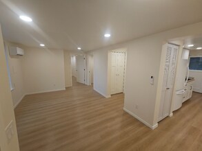 6311 NE 196th St in Kenmore, WA - Building Photo - Building Photo