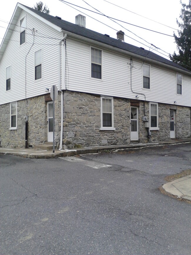 property at 526 Pearl St