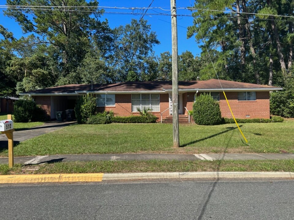 512 Hampton Ave in Tallahassee, FL - Building Photo