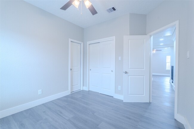 5807 Cypress Mound Ct
