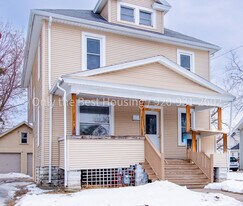846 Franklin St in Oshkosh, WI - Building Photo