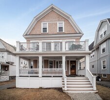 60 Powder House Blvd in Somerville, MA - Building Photo