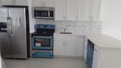 3150 N Course Ln in Pompano Beach, FL - Building Photo - Building Photo