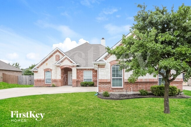 property at 104 Abbey Rd