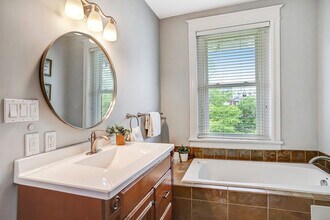 1326 Otis Pl NW in Washington, DC - Building Photo - Building Photo