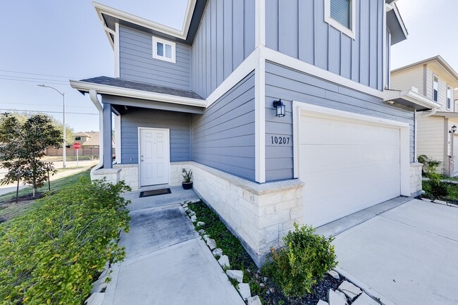 property at 10207 Cannons Run Way